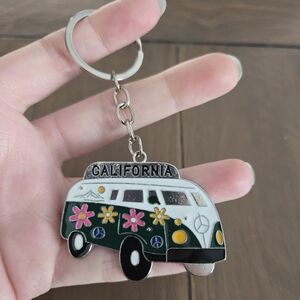 California Green Hippe Van Keychain - Peace And Flowers